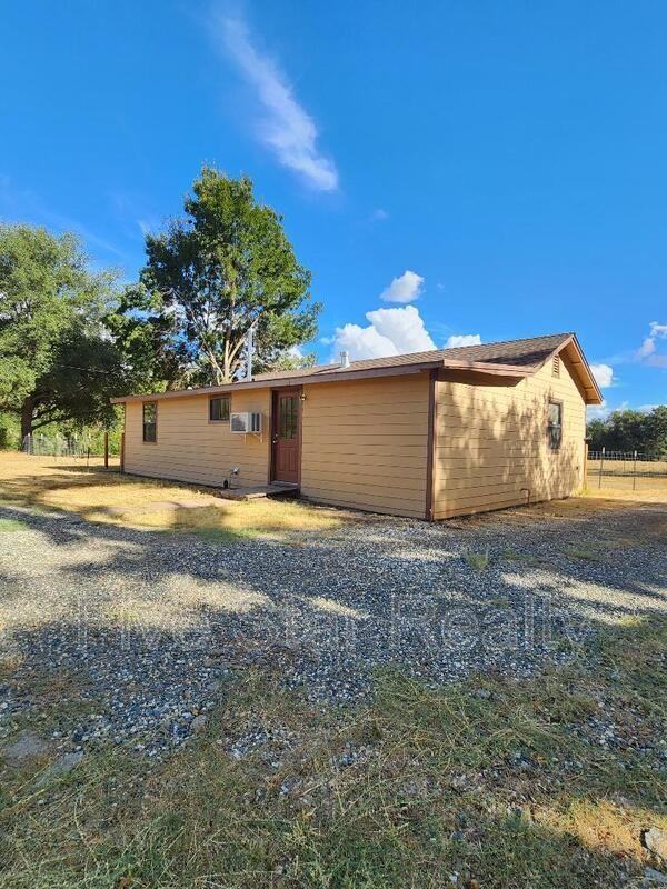 10315 Peoria Rd - Photo 2 of 22