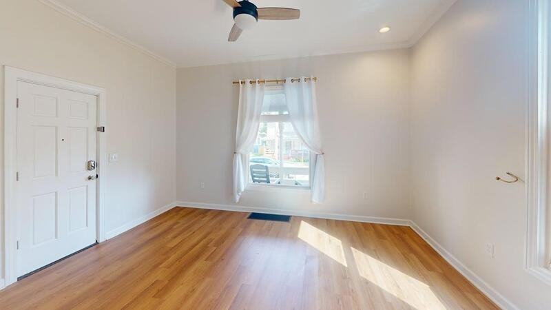 121 College Placeunit - Photo 6 of 15