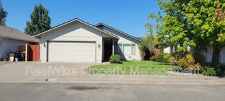 2210 Sw Bridge St - Photo 1 of 1