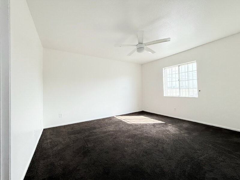 1142 S Eastman Ave #D - Photo 5 of 10