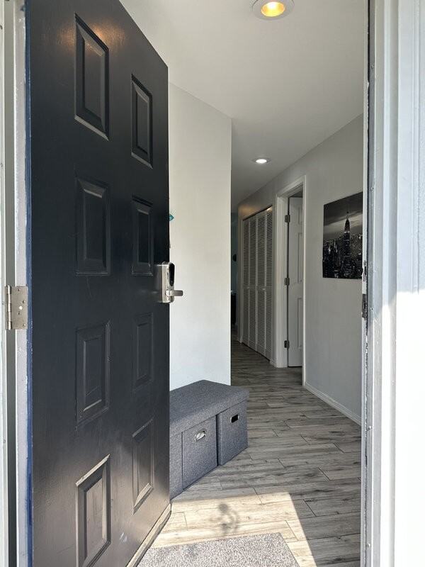 11818 Ne 105th Ct - Photo 2 of 37