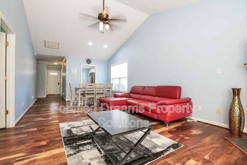 198 Wesley Harris Cir - Photo 3 of 12