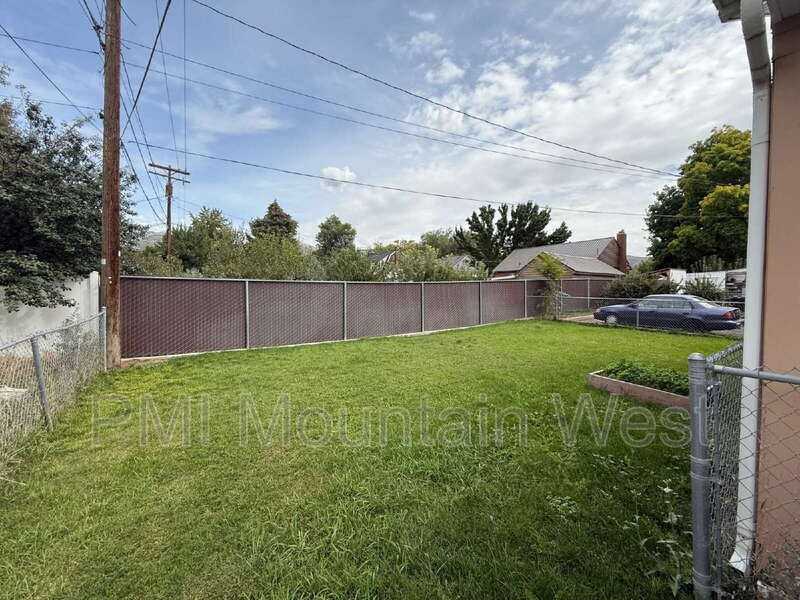 142 Nw #142 - Photo 6 of 37