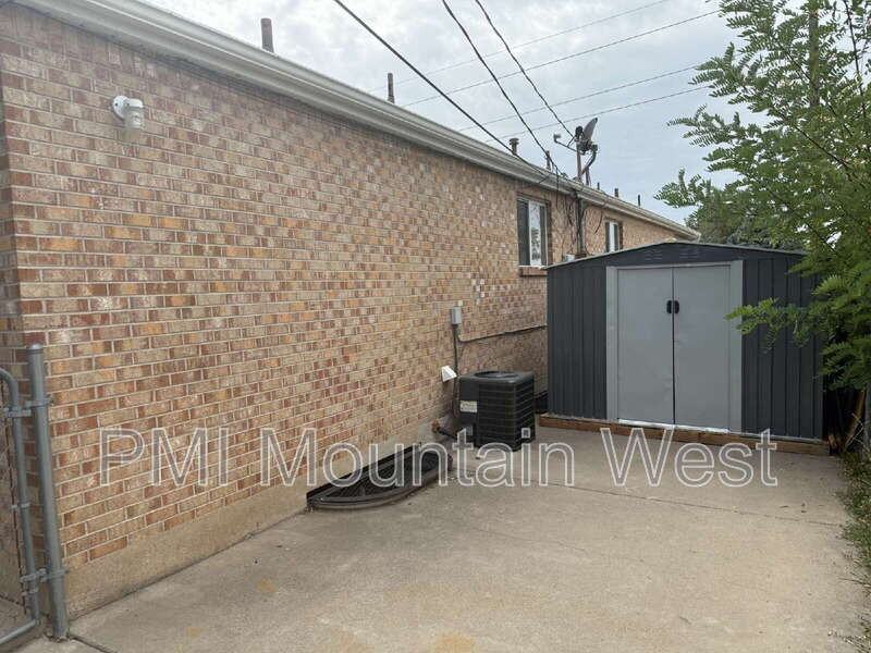 142 Nw #142 - Photo 7 of 37