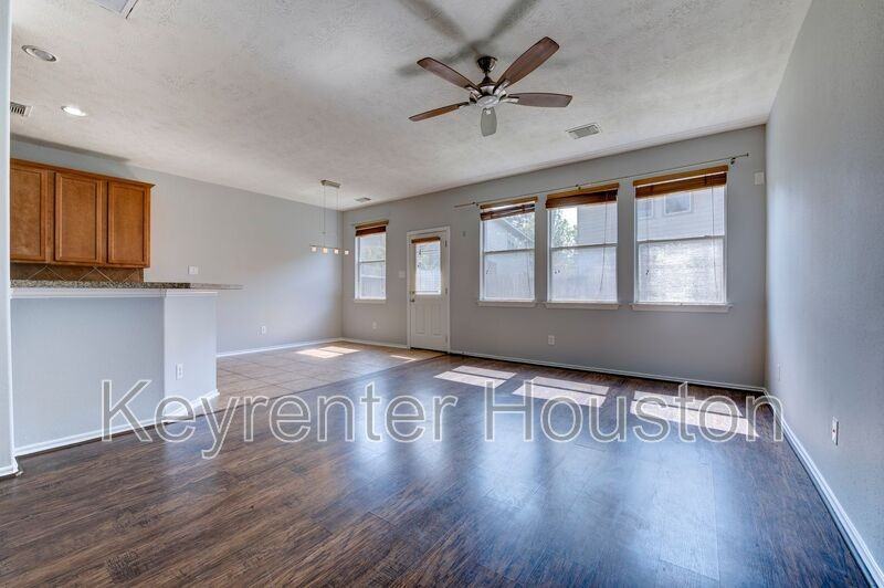 47 Wickerdale Place - Photo 6 of 32