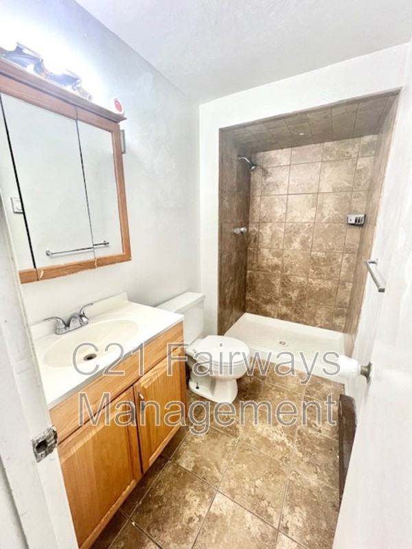 201 Union St - Photo 3 of 6