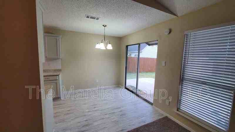 101 Brockway Dr - Photo 7 of 16