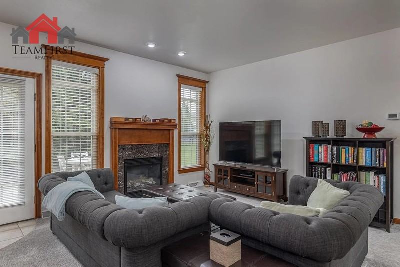 141 Cavil Way - Photo 3 of 22