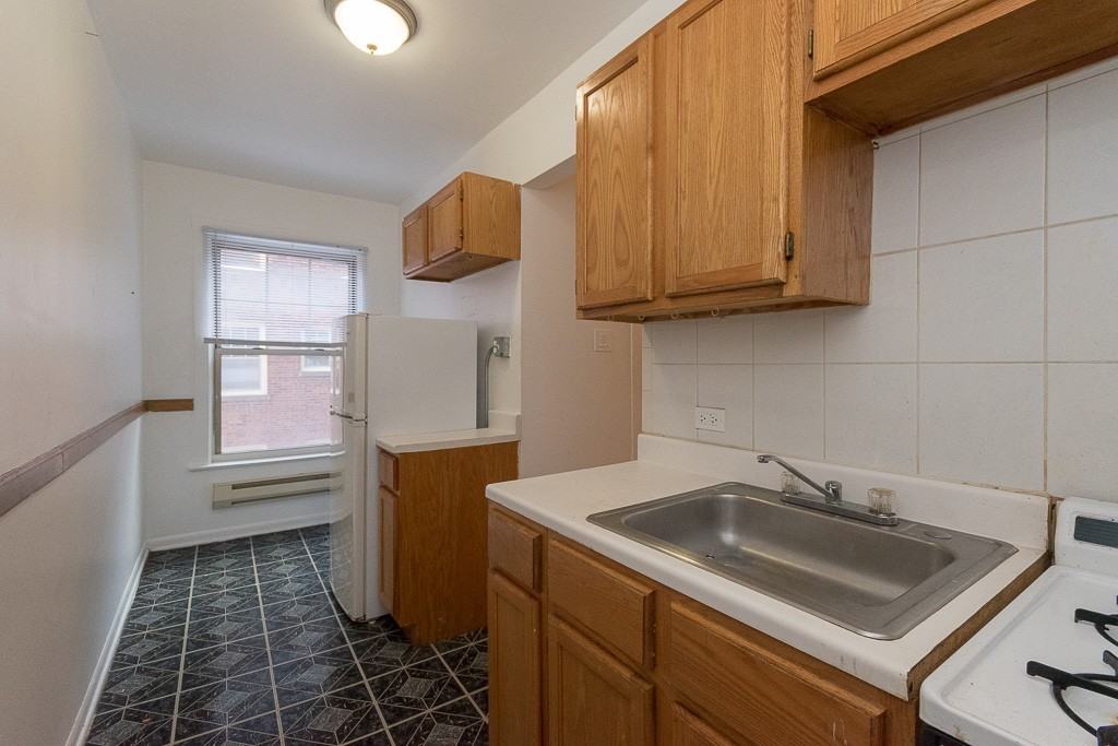 3263 W Wrightwood Ave #2S - Photo 4 of 15