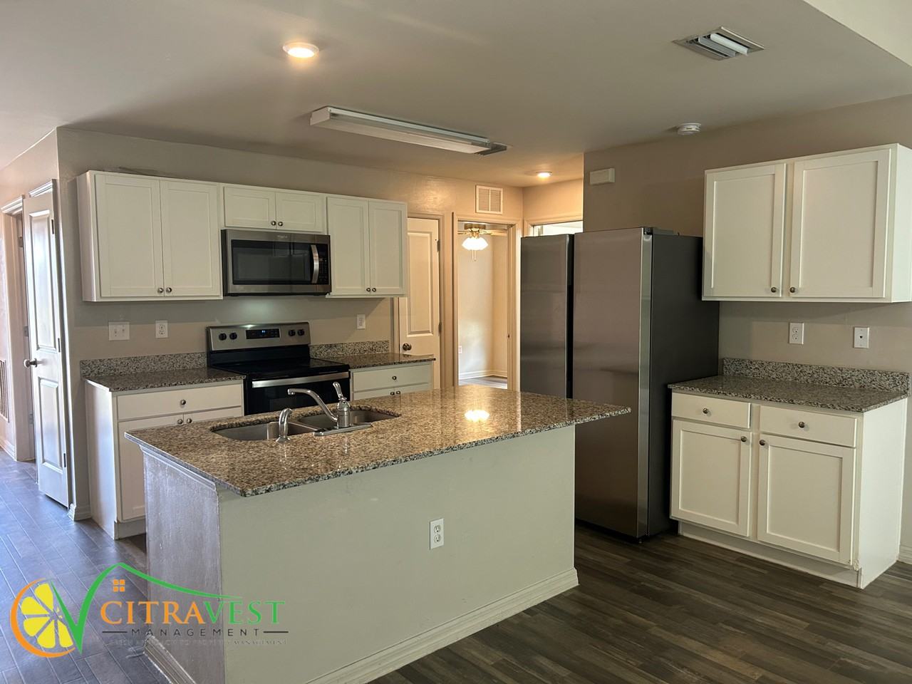 9159 Aegean Cir - Photo 4 of 16