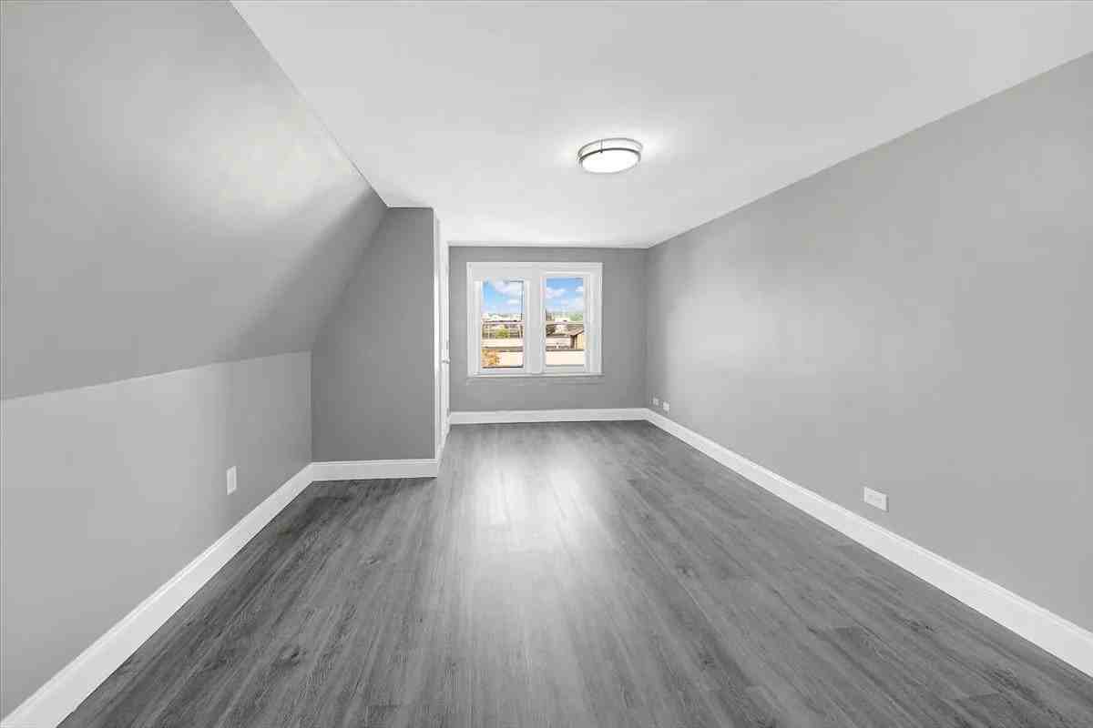 310 W 238th St - Photo 3 of 22