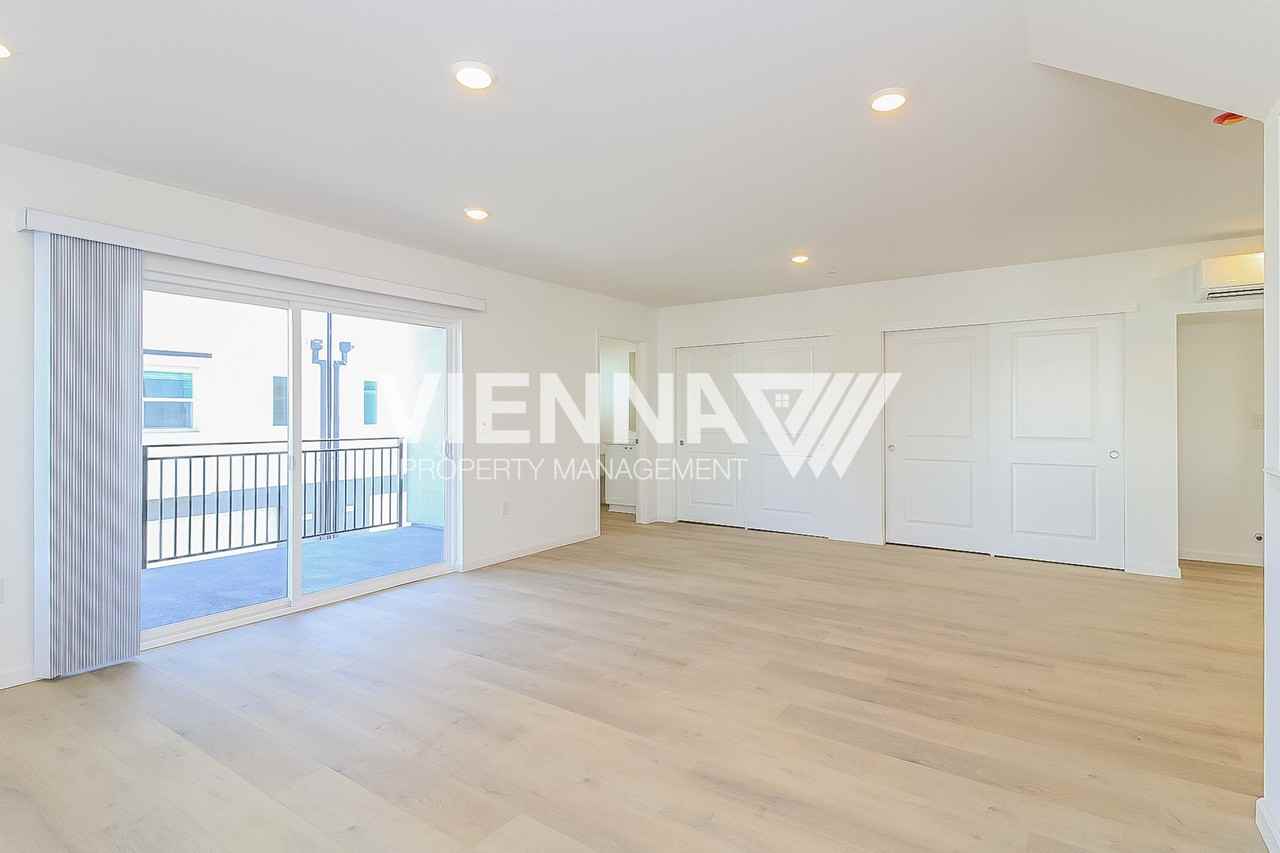 7994 Quiet Knolls Dr - Photo 3 of 20