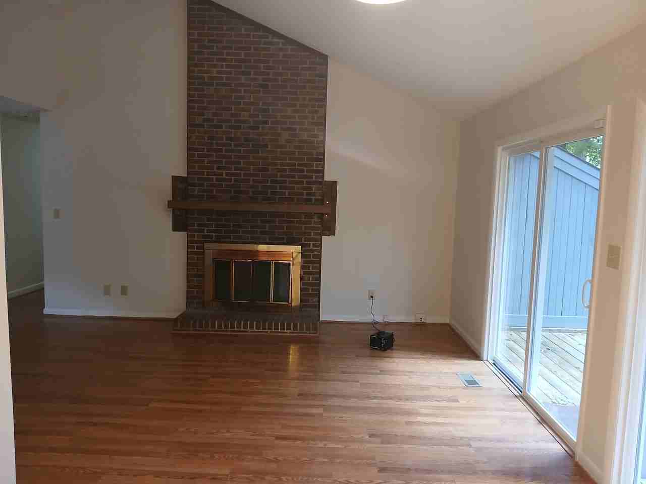 1223 Kilmory Dr - Photo 6 of 38