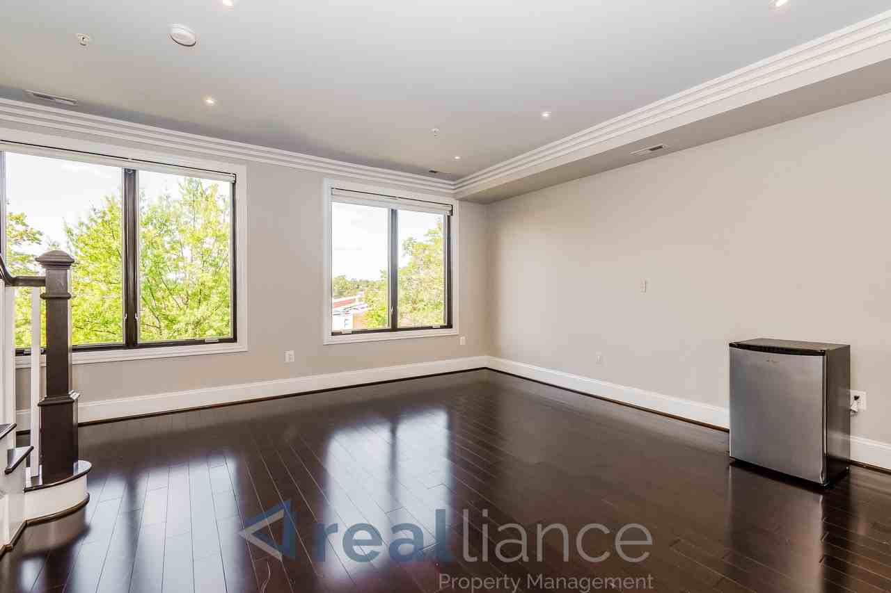 4527 Georgia Ave Nw #2 - Photo 2 of 14