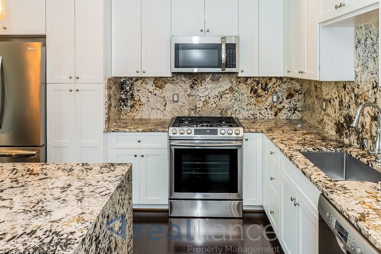 4527 Georgia Ave Nw #2 - Photo 5 of 14