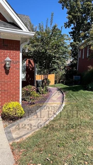 1858 Weston Pl Nw - Photo 3 of 47