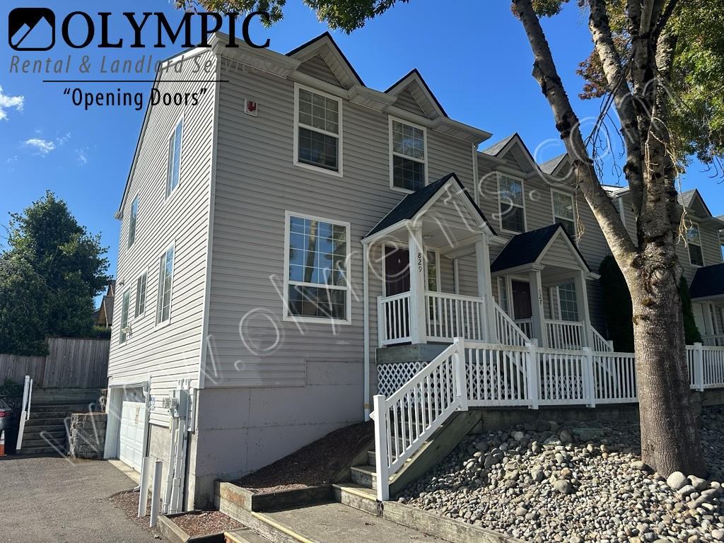 829 Jefferson Street Southeast - Photo 3 of 36