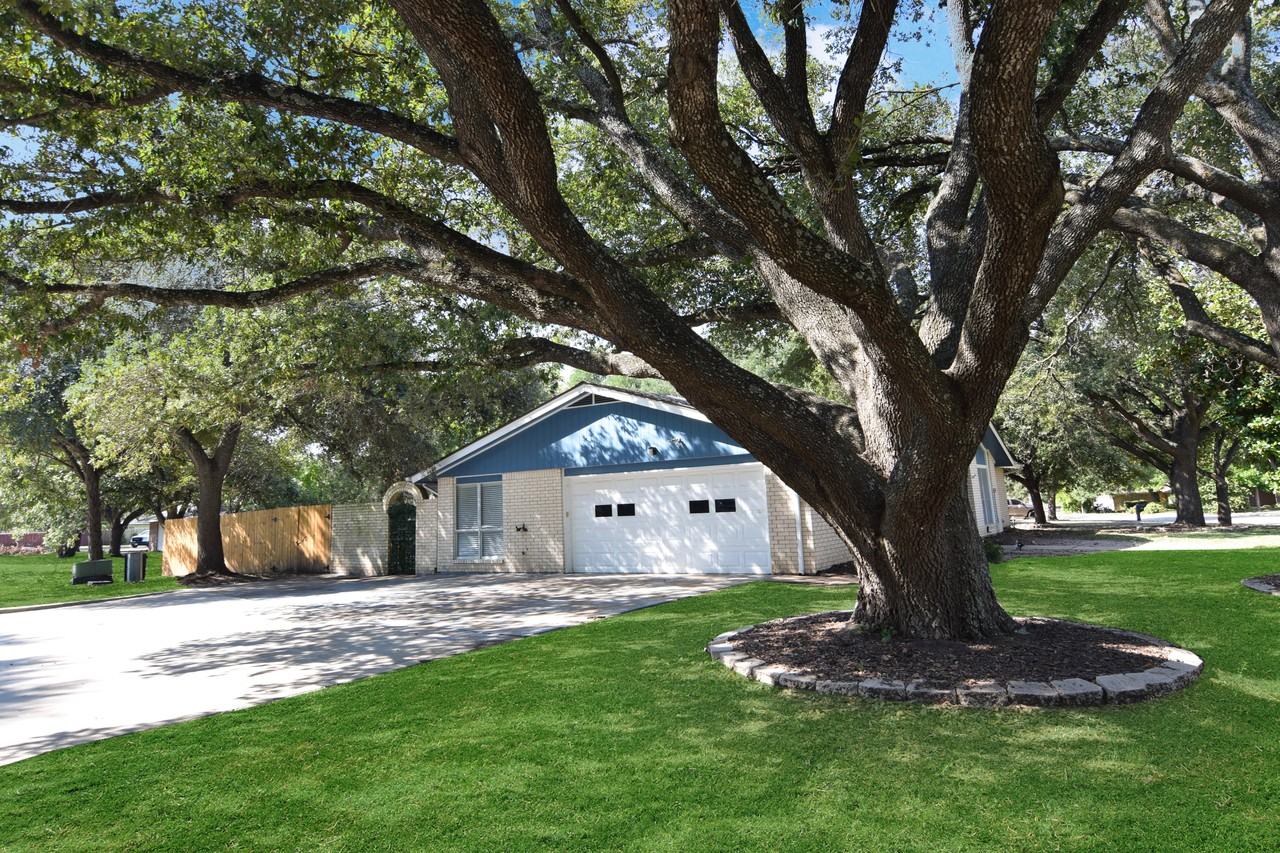 4101 Antelope Trail - Photo 4 of 30