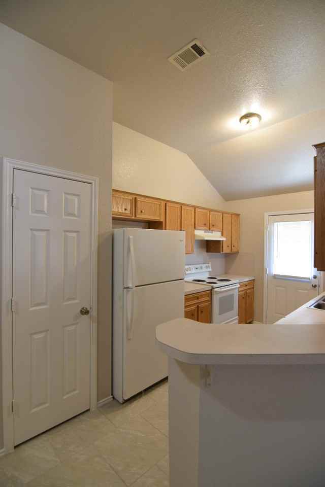 4404 July Dr - Photo 3 of 17