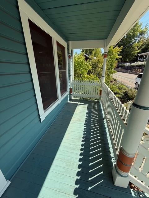 49 Badger St - Photo 3 of 35