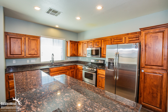 9509 Summer Furnace St - Photo 2 of 17