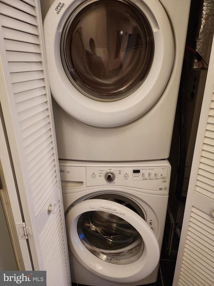 230 Arch Street - Photo 4 of 10