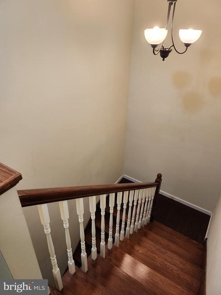 230 Arch Street - Photo 6 of 10