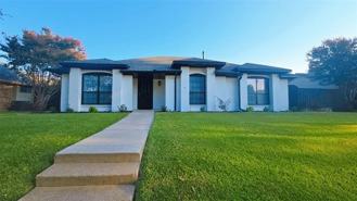 1933 Oakbluff Dr - Photo 1 of 1