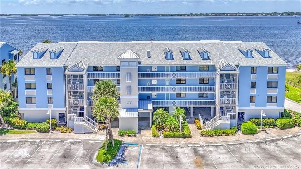 10 Ne Plantation Rd Apt 203 #203