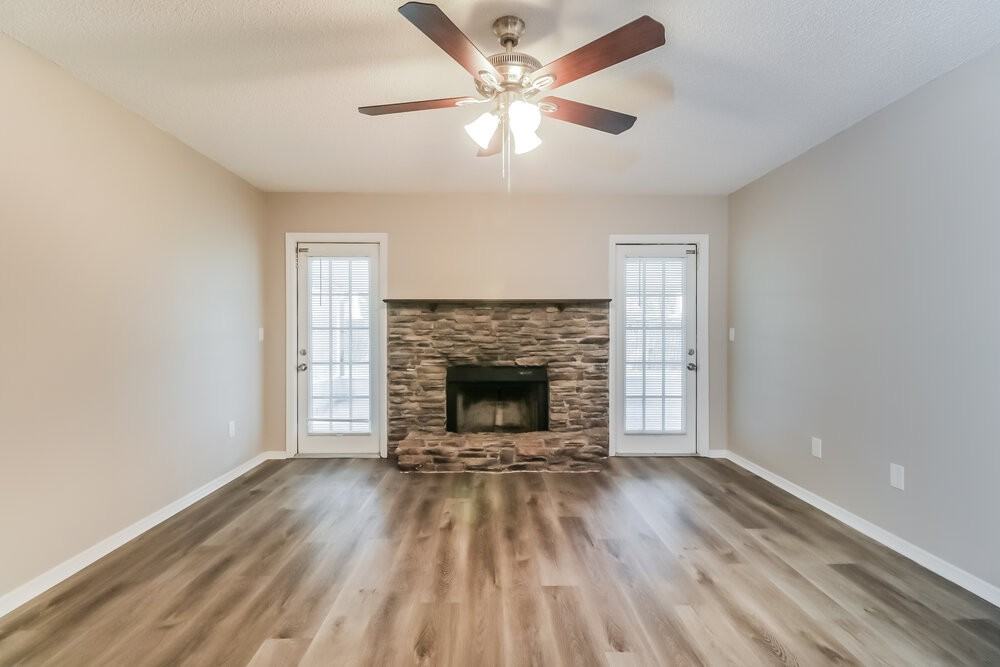 1526 Baker Rd - Photo 5 of 16