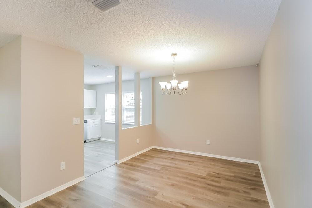 1526 Baker Rd - Photo 6 of 16