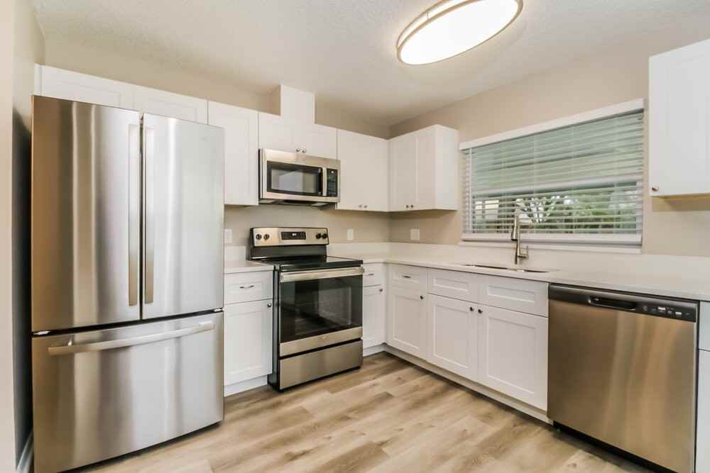 1526 Baker Rd - Photo 7 of 16