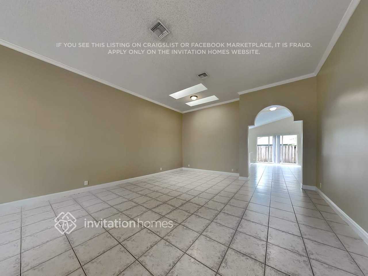 7735 Nw 63rd Way - Photo 4 of 20