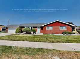 featured image of 7648 S Oconto Ave