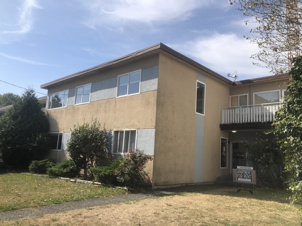 6709 Sussex Avenue - Photo 2 of 10