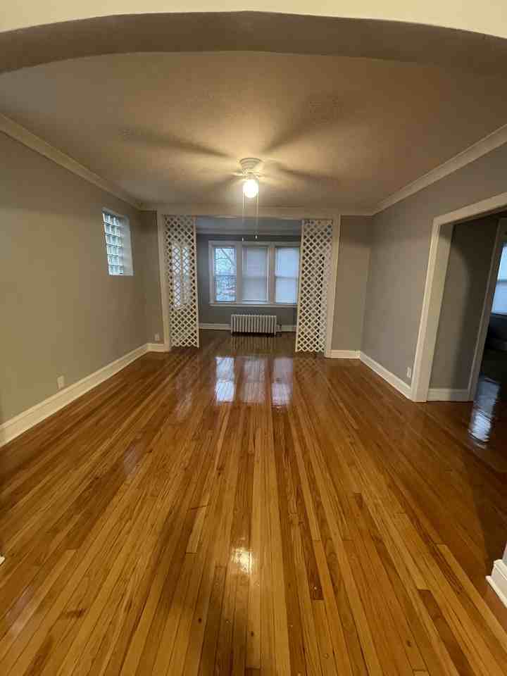 3619 North Lamon Avenue 1 - Photo 3 of 12