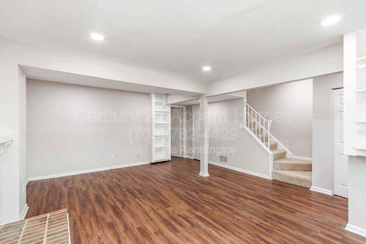 6613 Deer Gap Court - Photo 6 of 10