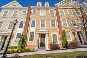 featured image of 57 Roosevelt Dr