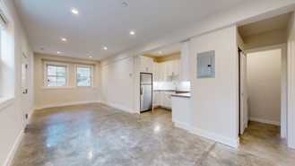 737 Ashbury St - Photo 1 of 1