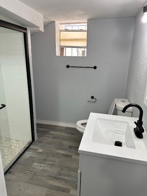 809 Newman St #1 - Photo 7 of 8