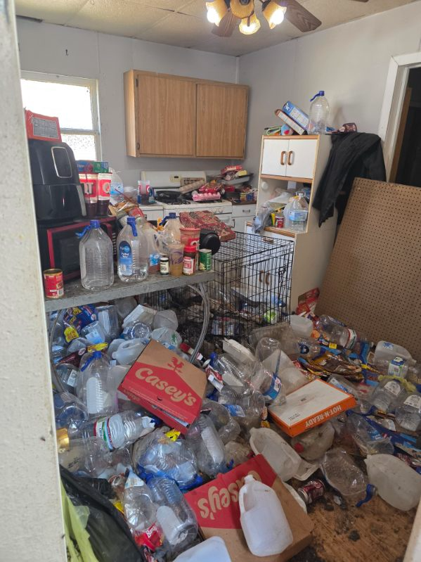 2504A Denver St - Photo 6 of 19