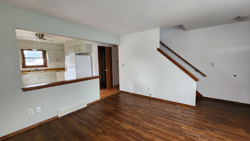 103 W Stoney Ridge Way - Photo 2 of 20