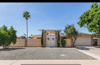 533 E Pebble Beach Dr - Photo 1 of 1