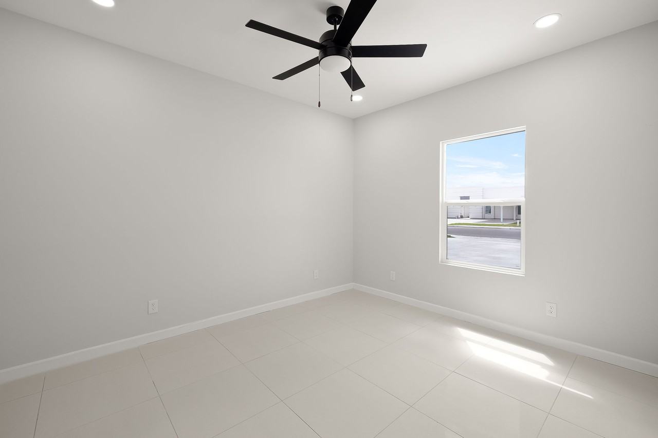 4600 Larkspur Avenue #3 - Photo 4 of 13