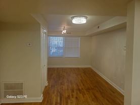 4950 S King Dr #1A - Photo 1 of 1