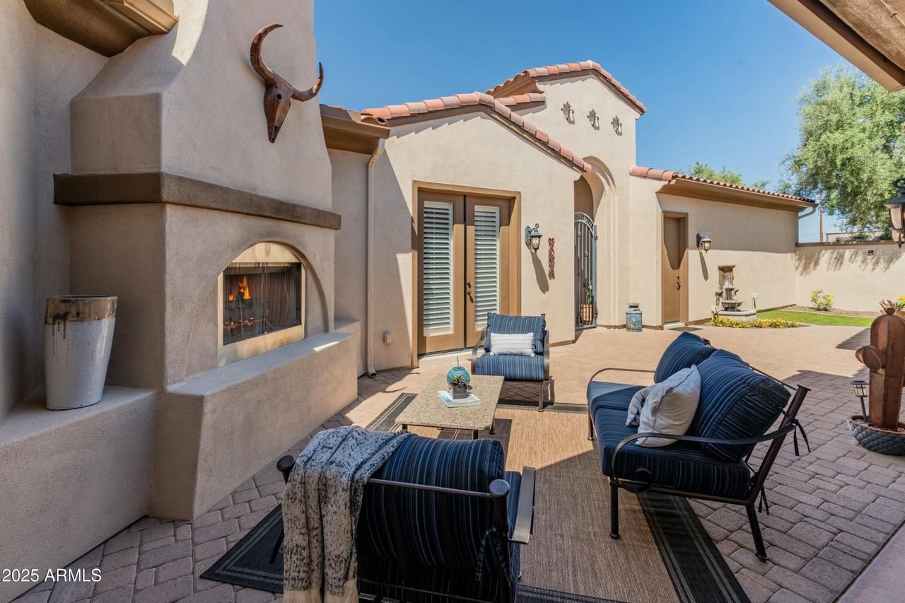 7425 W Caro Rd #NA - Photo 3 of 6