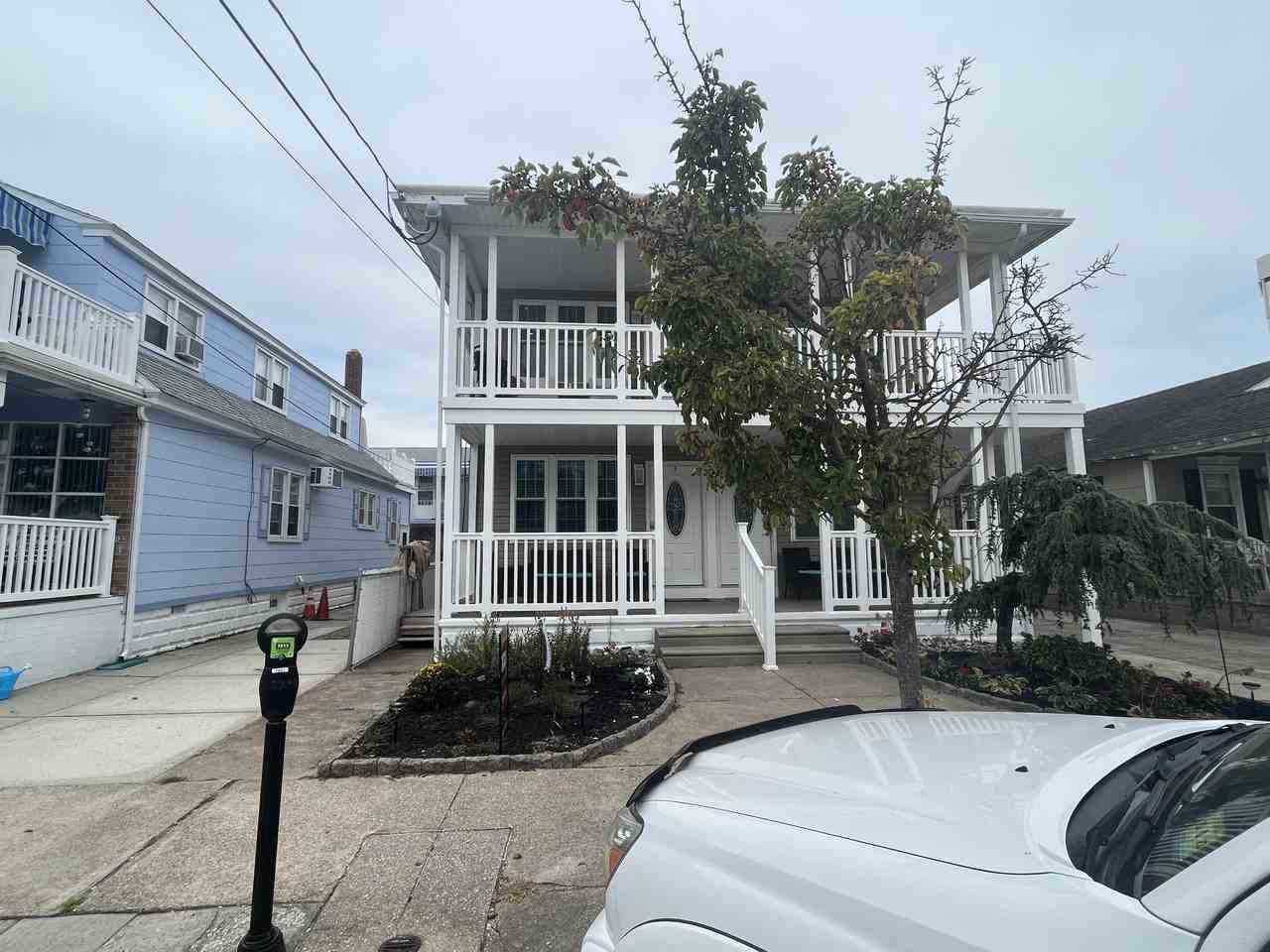 309 E Hildreth Ave #102 - Photo 3 of 11