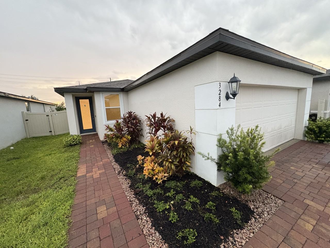 3284 Bella Vista Dr #NA - Photo 3 of 27