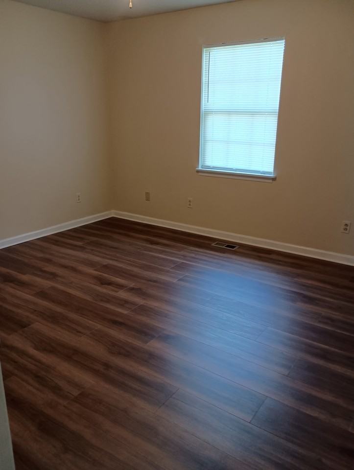 73 Jenkins Dr #A - Photo 4 of 4