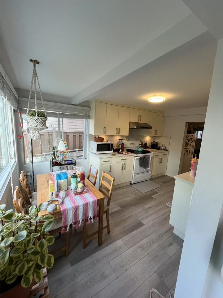 4837 Fairlawn Dr - Photo 3 of 9